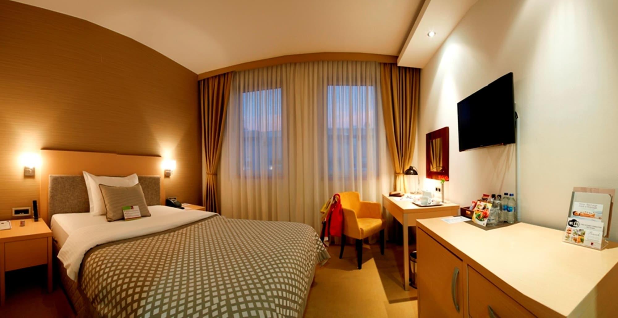 In Hotel Beograd מראה חיצוני תמונה